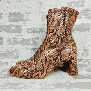 New Steve Madden Harli Zip Up Snake Print Booties X84